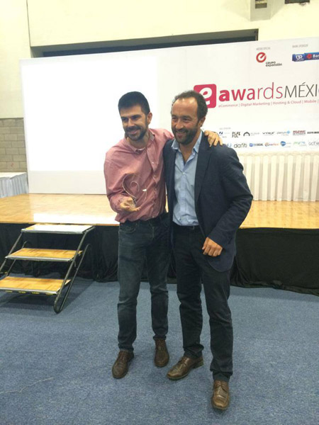 Elogia premio eAwards